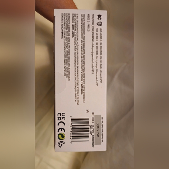 Wonder woman flashpoint Gold Label - Picture 6 of 6